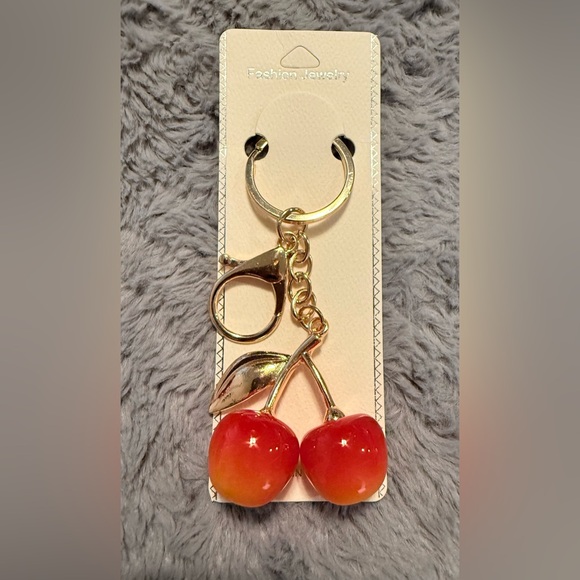 NWT! Red Lip-Shaped Women's Bag and Cherry Keychain - Picture 6 of 6